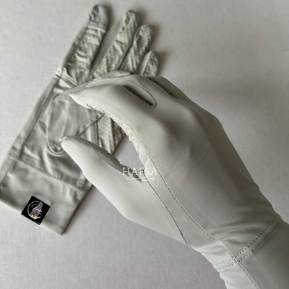 Touch gloves with opening